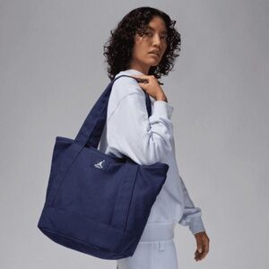 Nike Air Jordan Flight Midnight Navy Carryall Tote Water Resistant Zip Sport NWT